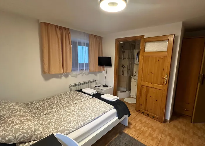 Willa Kryspinów 3* Kryspinów